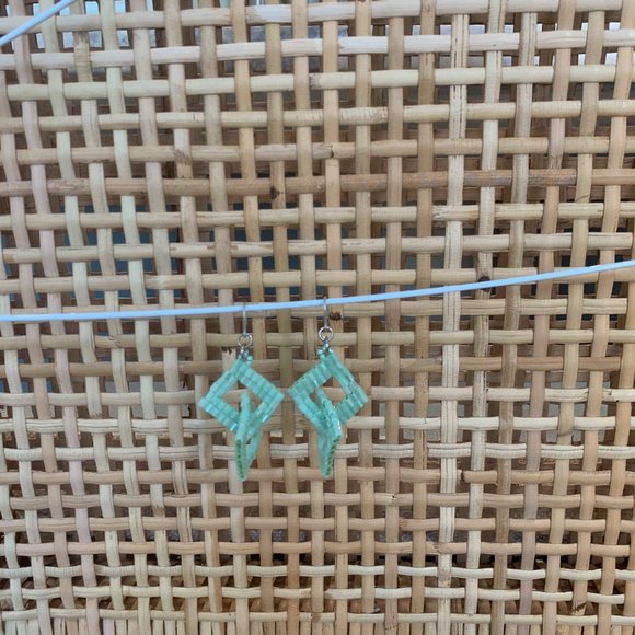 Sea Glass Color Beaded Earrings from Japan - Picture 6 of 11